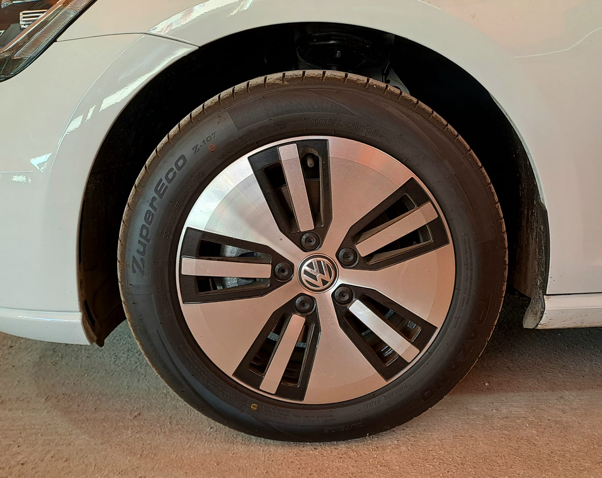 Volkswagen Golf Eléctrico