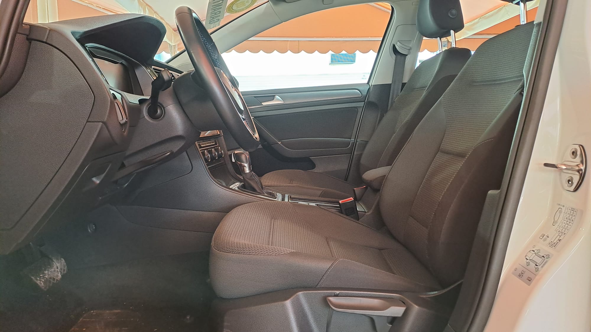 Volkswagen Golf Eléctrico