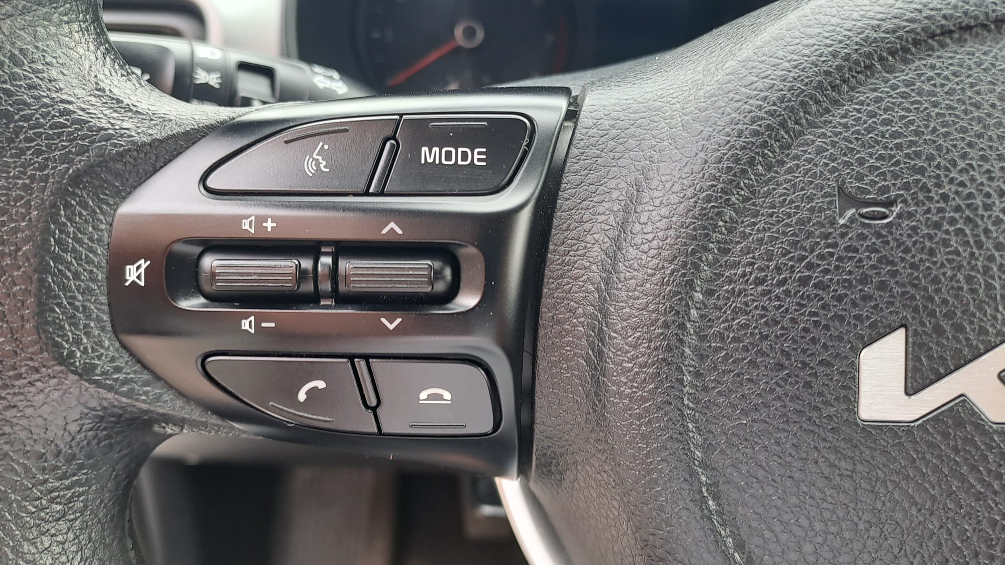 KIA STONIC 1.2 84CV