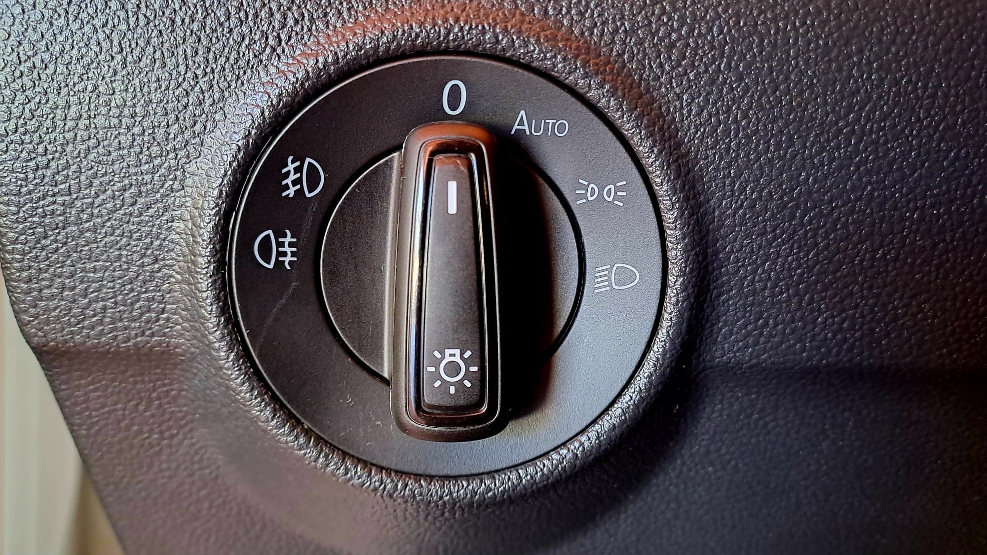 VOLKSWAGEN T-ROC DIESEL