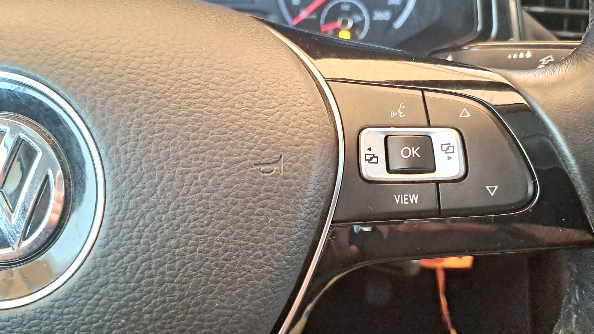 VOLKSWAGEN T-ROC DIESEL