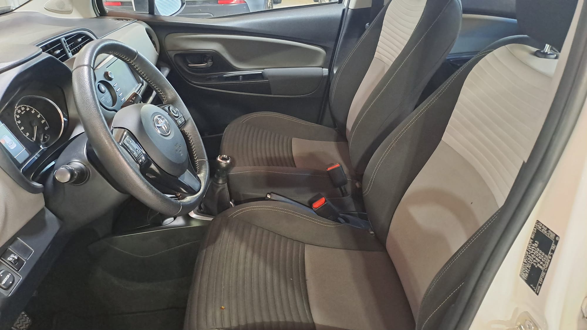 TOYOTA YARIS 1.0 ACTIVE 70 CV