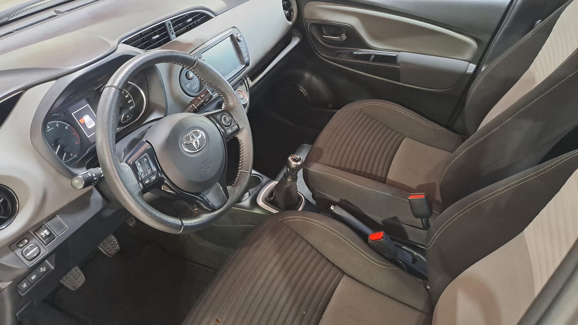 TOYOTA YARIS 1.0 ACTIVE 70 CV