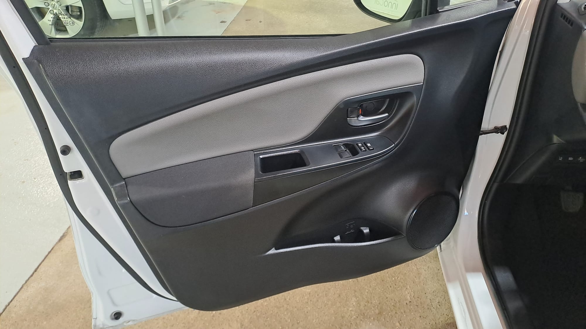 TOYOTA YARIS 1.0 ACTIVE 70 CV