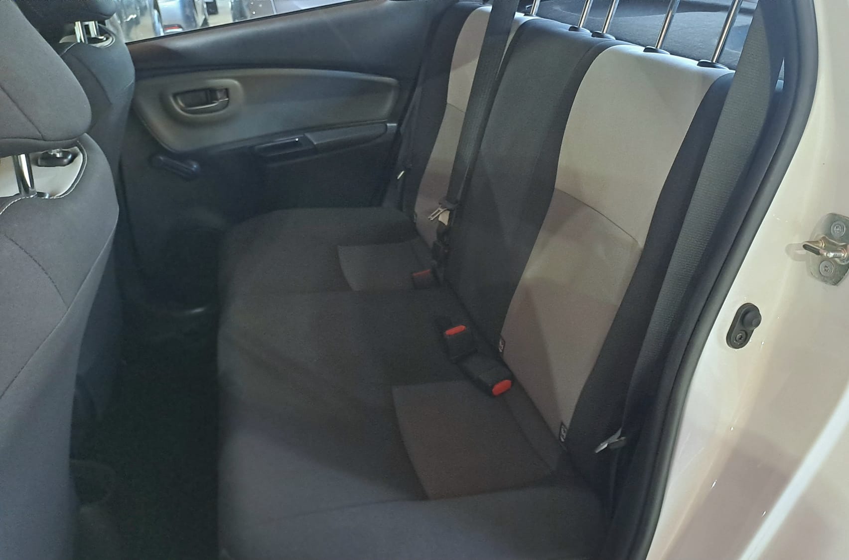 TOYOTA YARIS 1.0 ACTIVE 70 CV