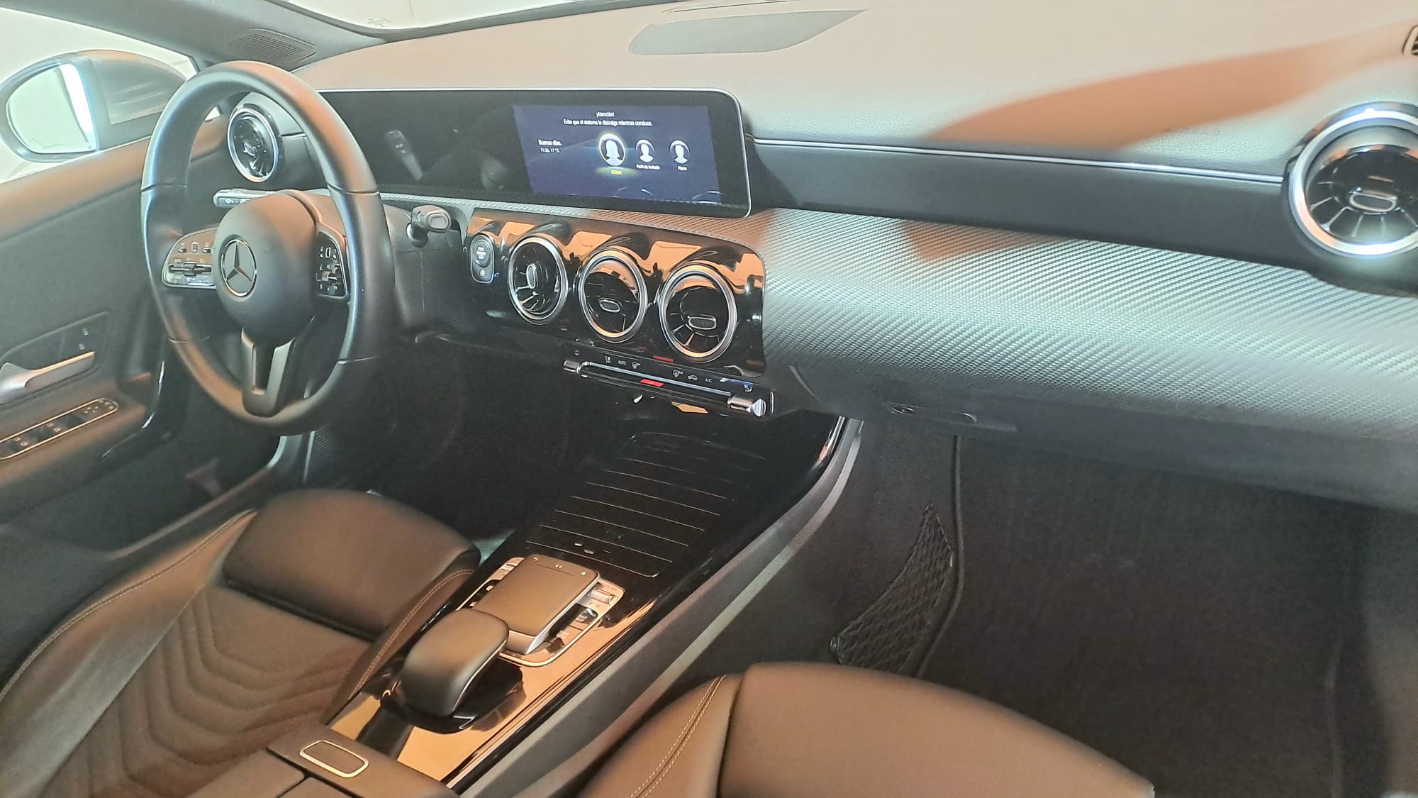 MERCEDES A180D AUT
