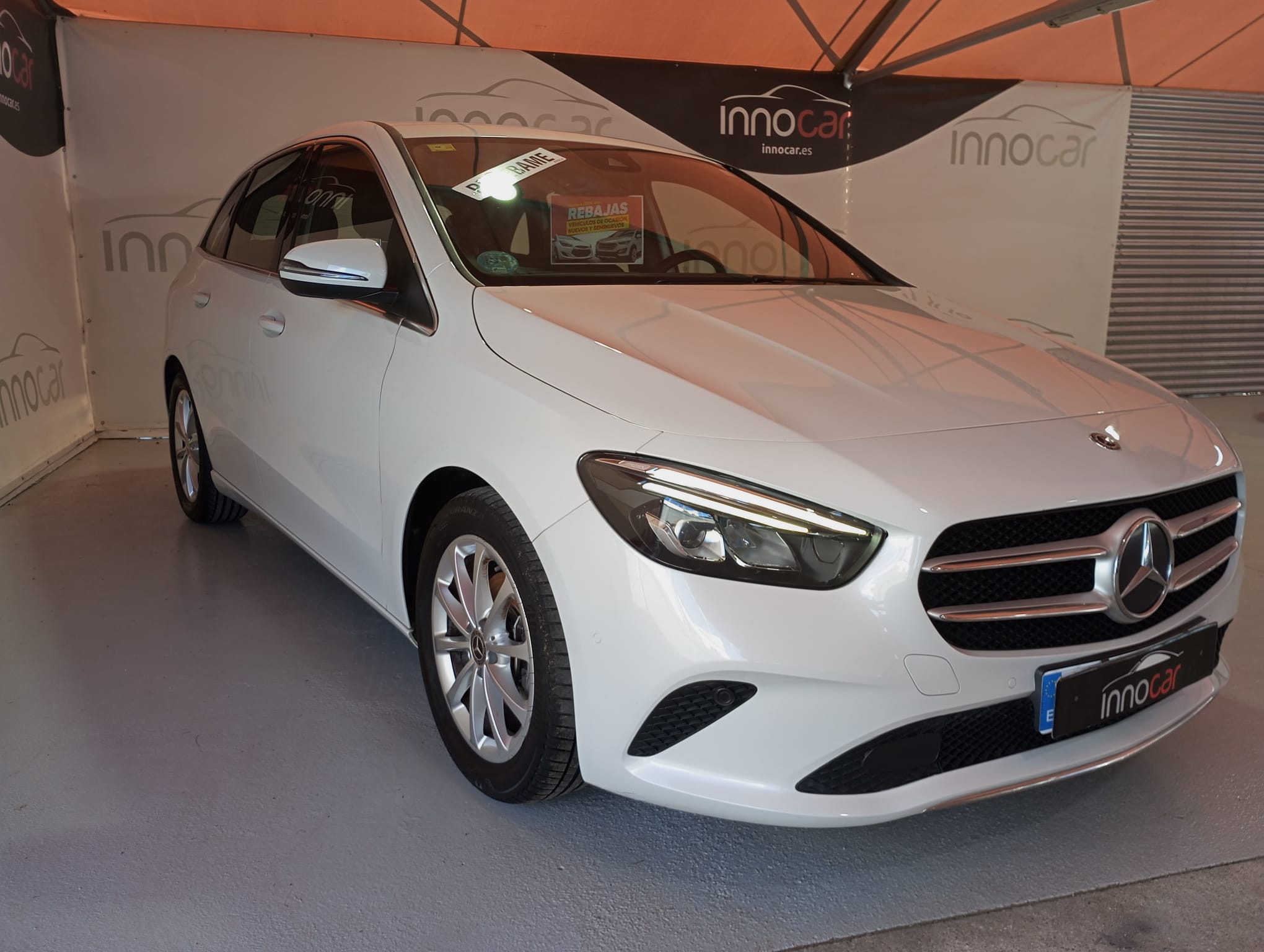 MERCEDES-BENZ B180D