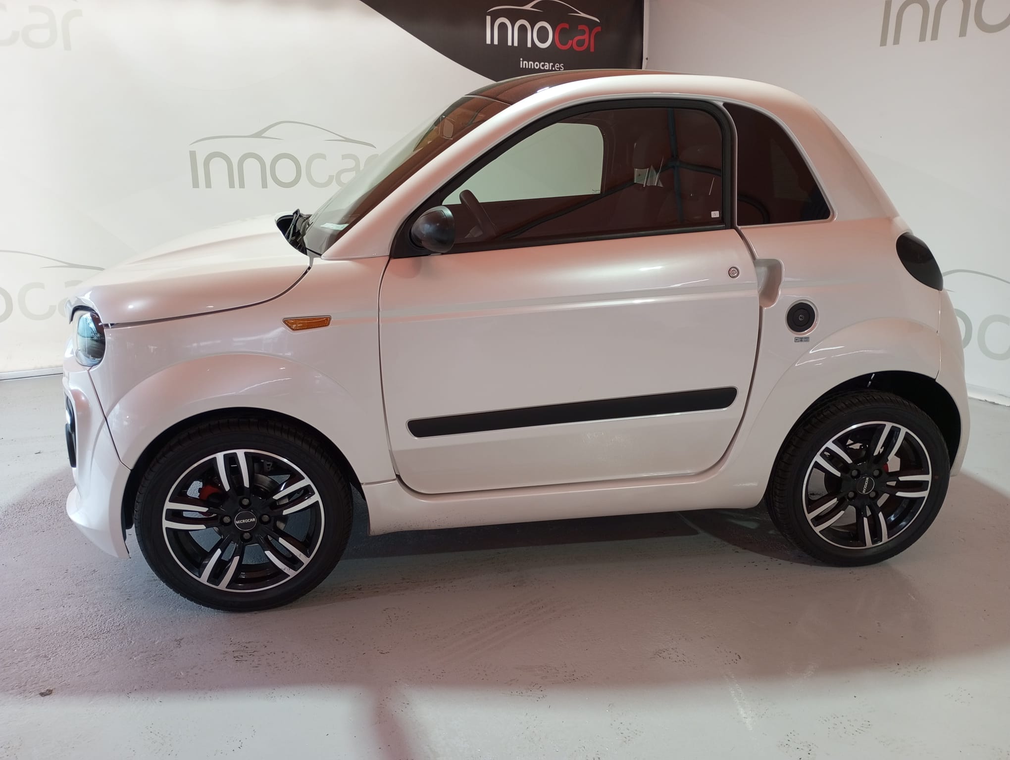 MICROCAR DUE