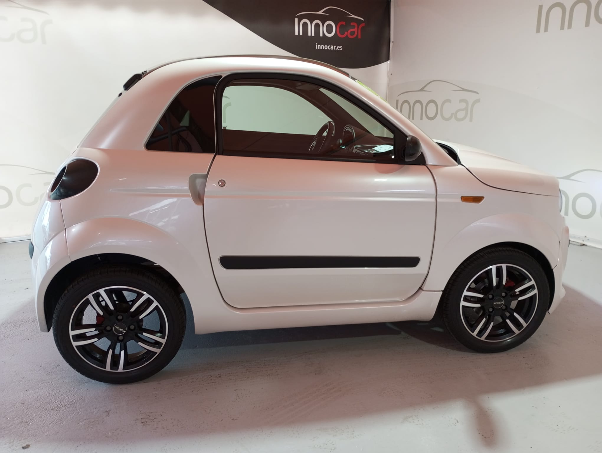 MICROCAR DUE