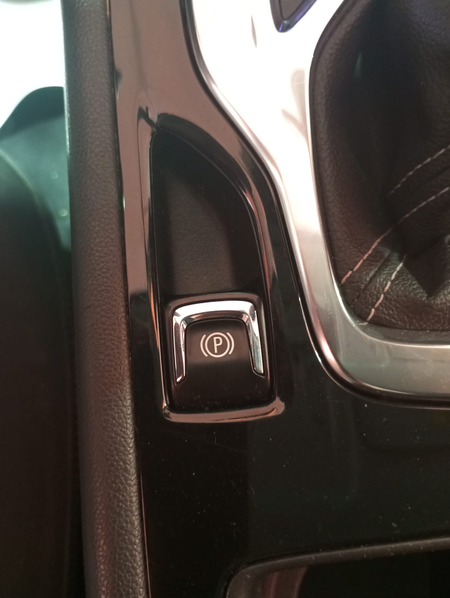 INSIGNIA AUTOMATICO TDI 136 CV