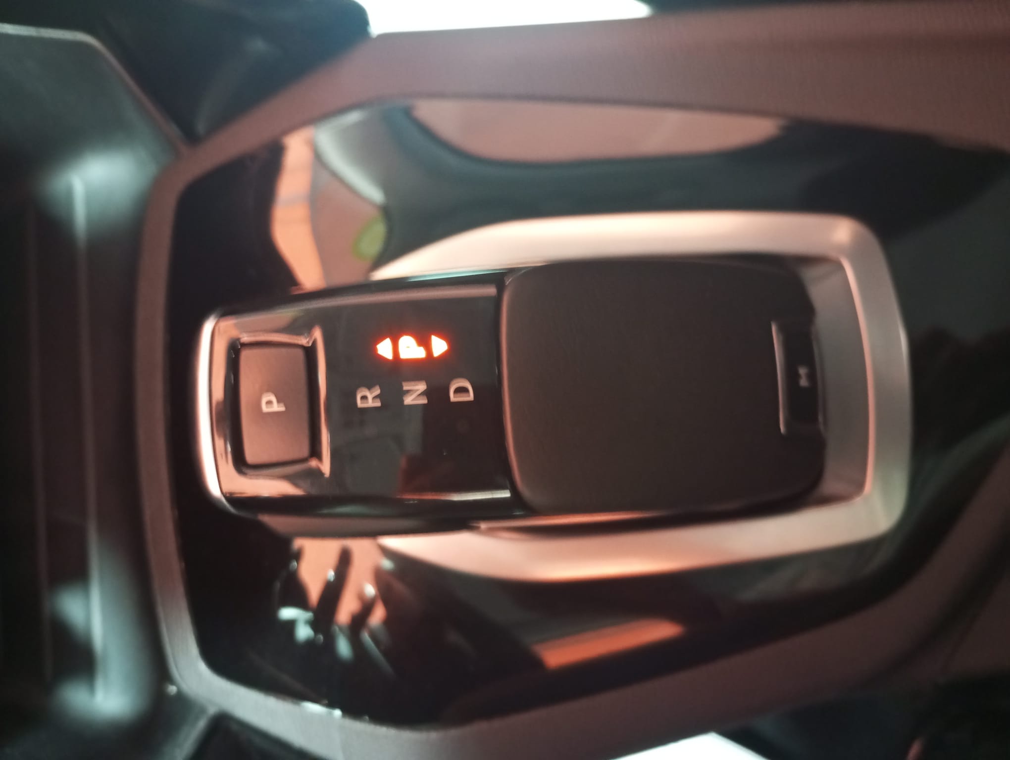 PEUGEOT 2008 HDI AUTOMATICO AVANT