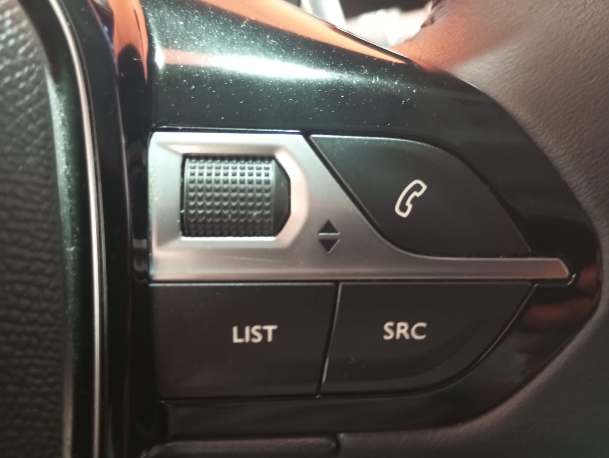 PEUGEOT 2008 HDI AUTOMATICO AVANT