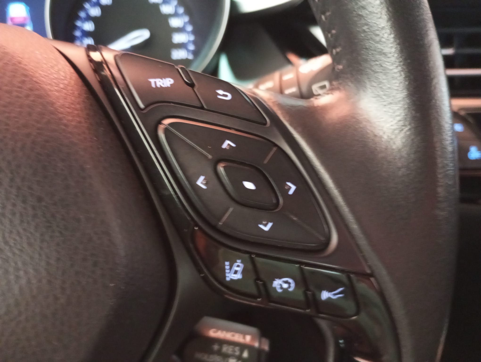 PEUGEOT 2008 HDI AUTOMATICO AVANT