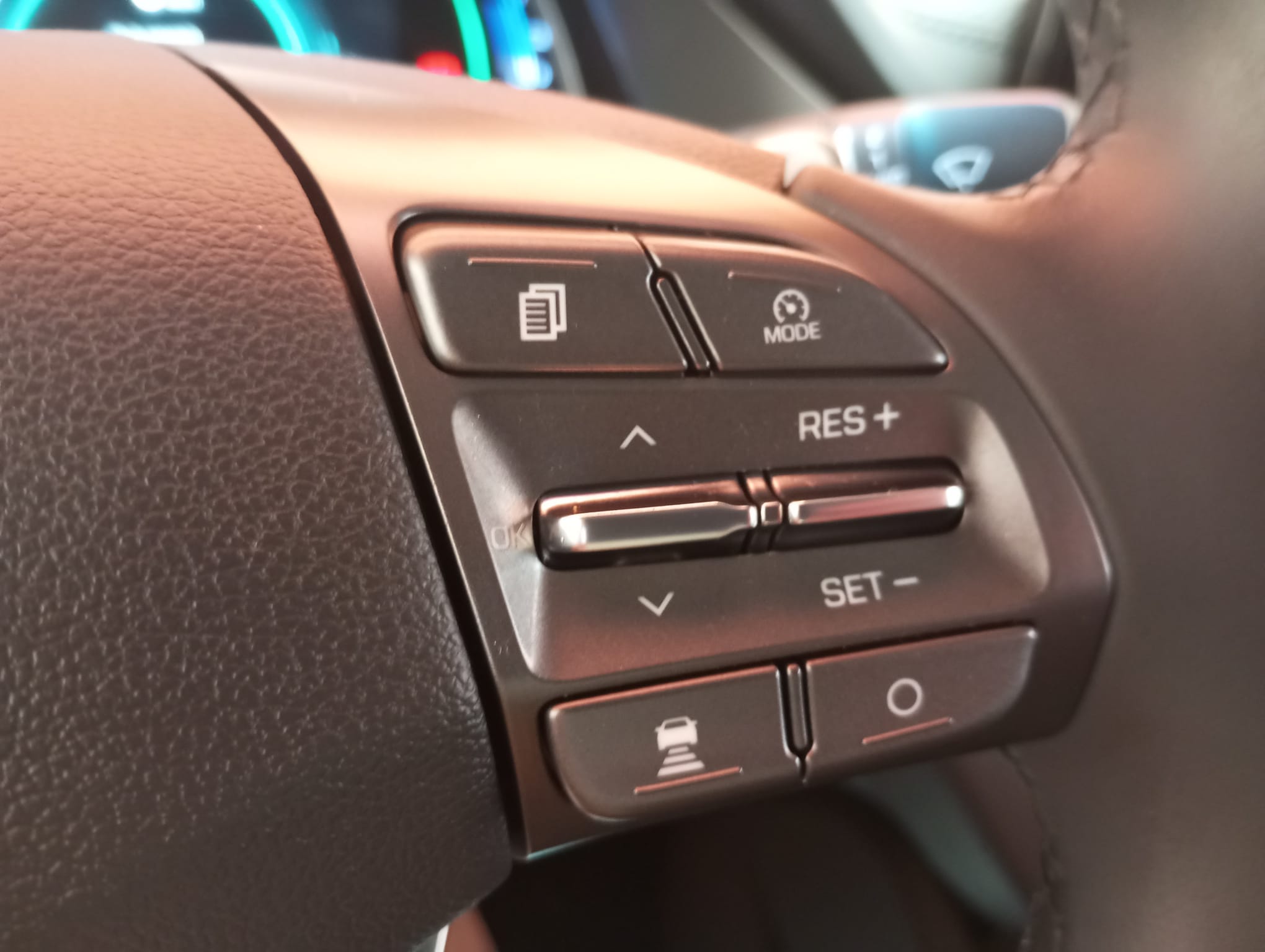 HYUNDAI IONIQ HIBRIDO ETIQUETA 0