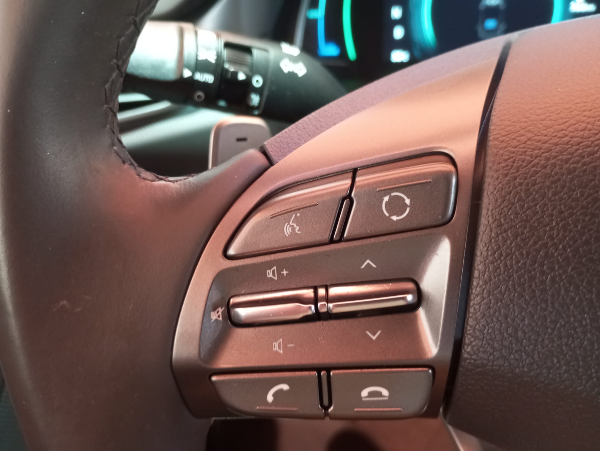 HYUNDAI IONIQ HIBRIDO ETIQUETA 0