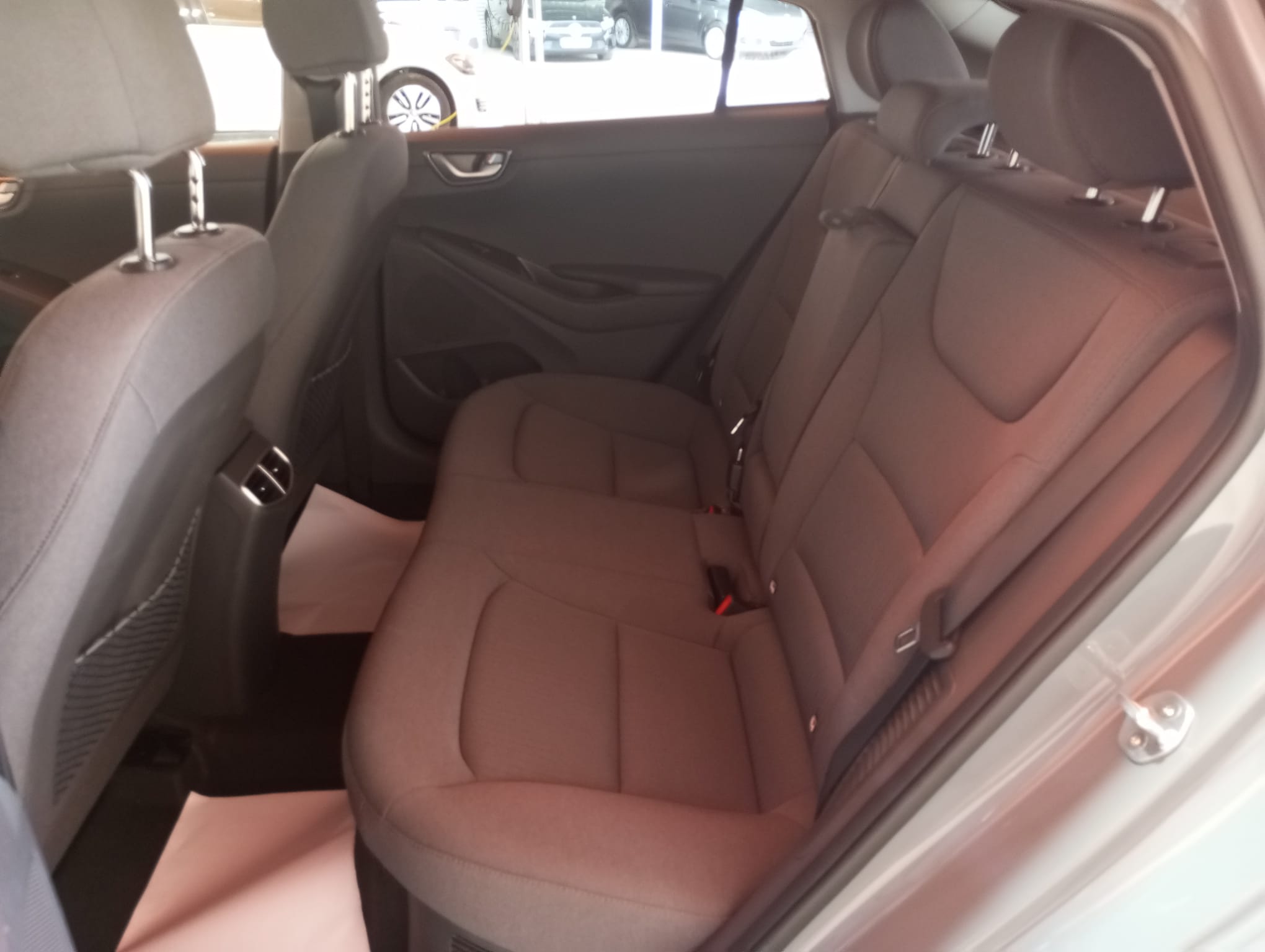 HYUNDAI IONIQ HIBRIDO ETIQUETA 0