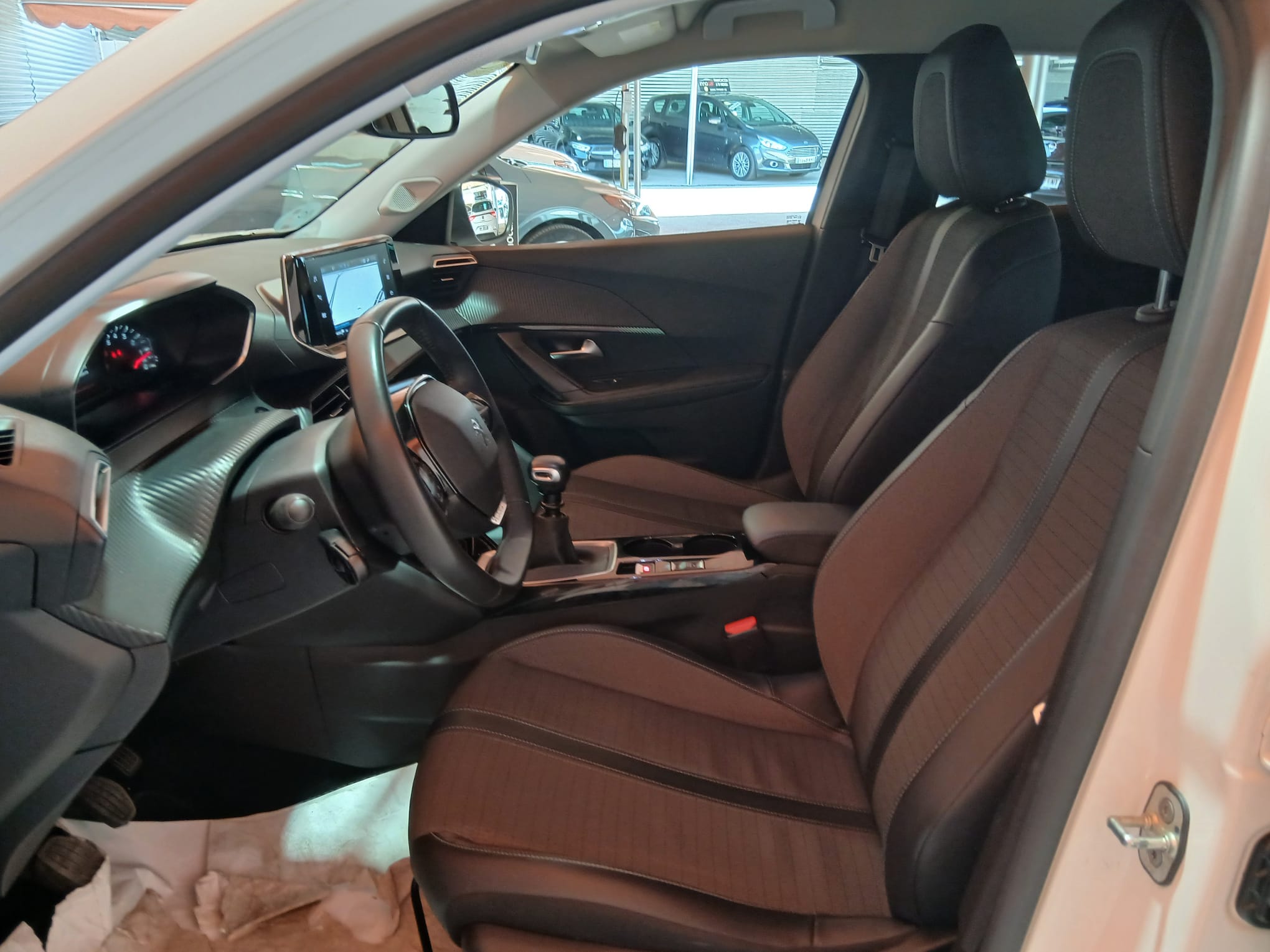 PEUGEOT 2008  HDI ALLURE PACK