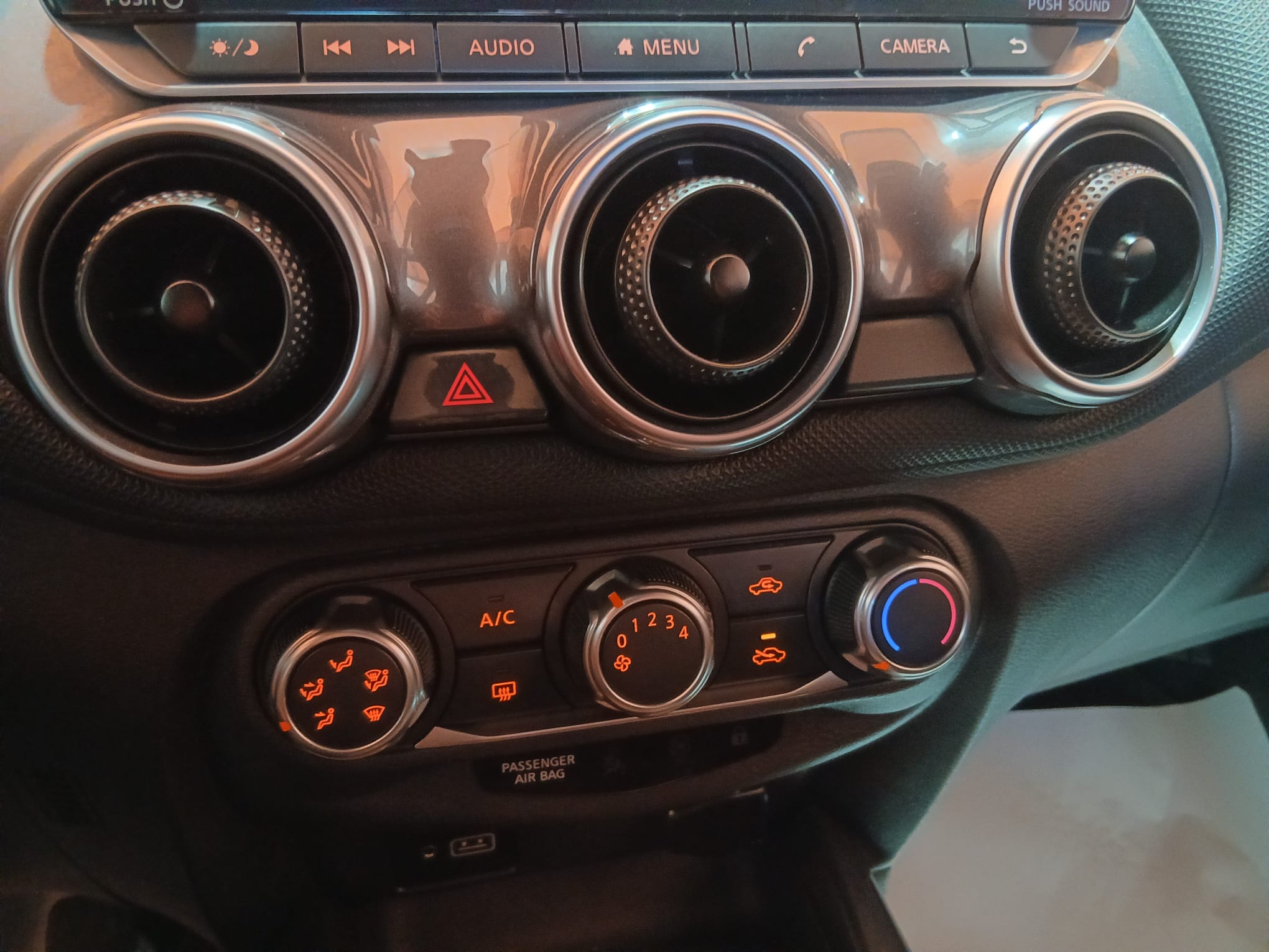 NISSAN JUKE 2019 CROSSOVER