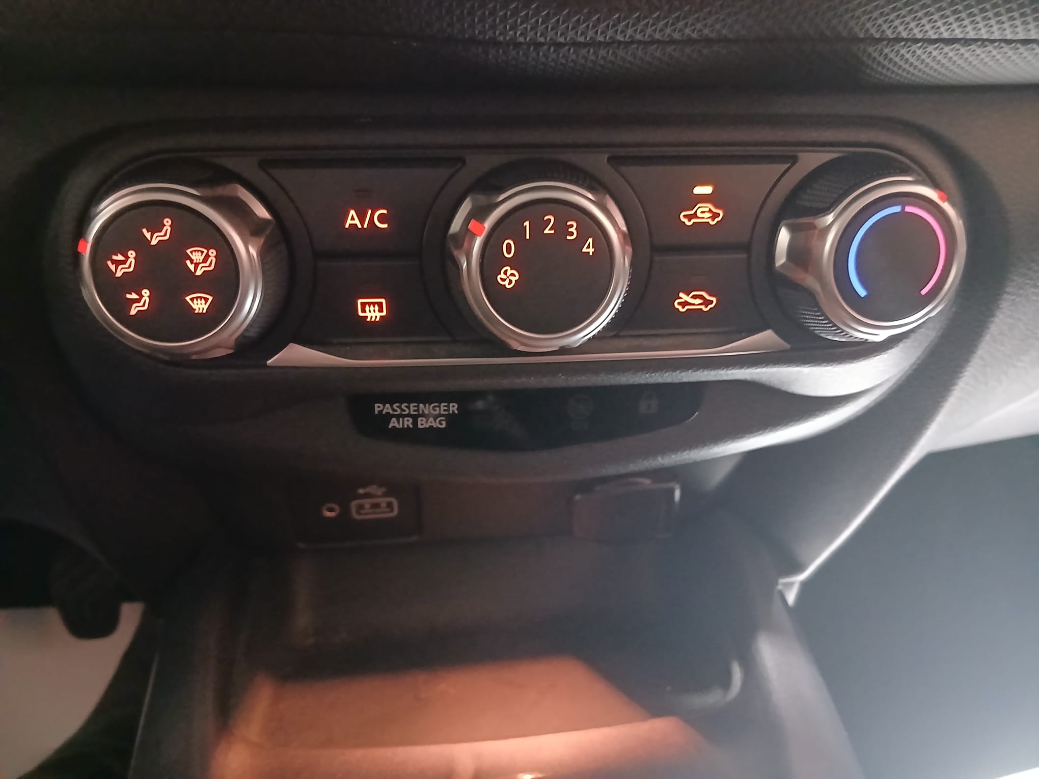 NISSAN JUKE 1.0 GASOLINA 115 CV