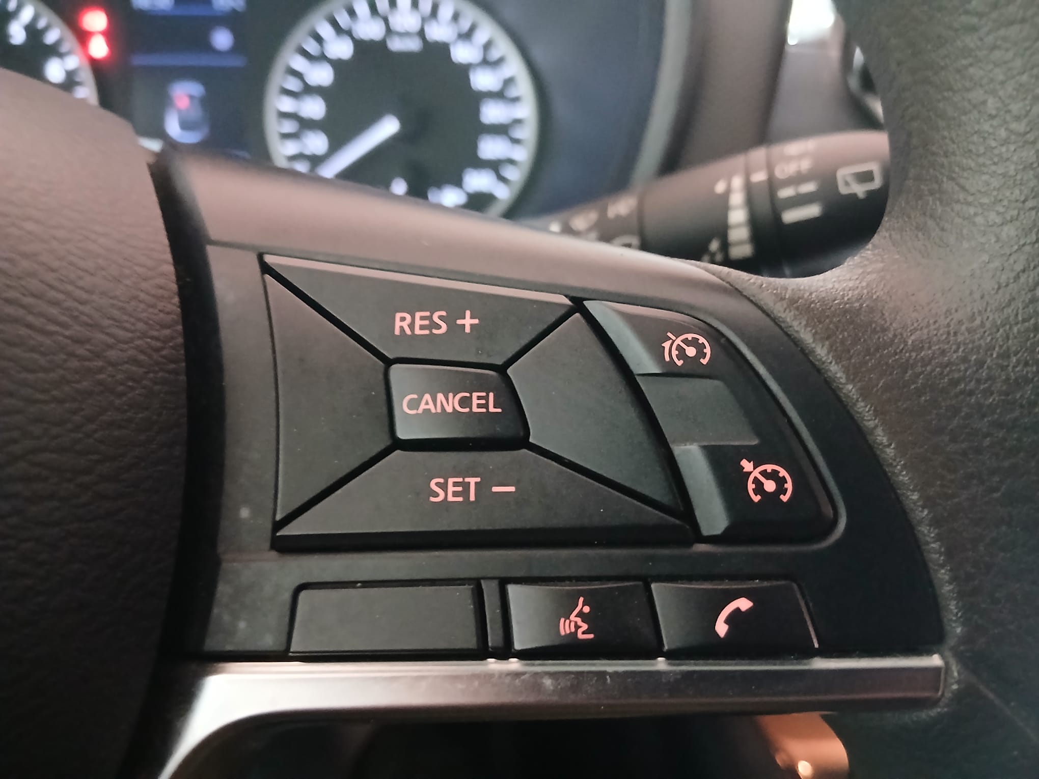 NISSAN JUKE 1.0 GASOLINA 115 CV