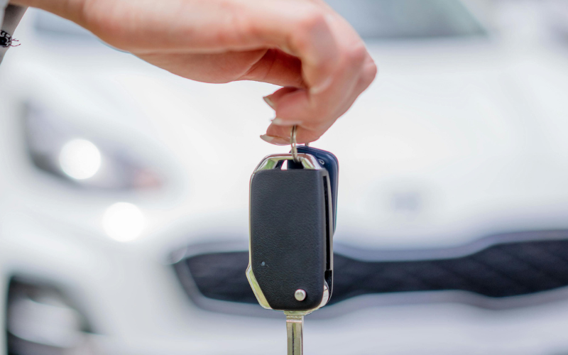 Qué revisar en un coche de ocasión más allá de la estética para evitar una compra impulsiva y tomar una decisión con mucha más seguridad