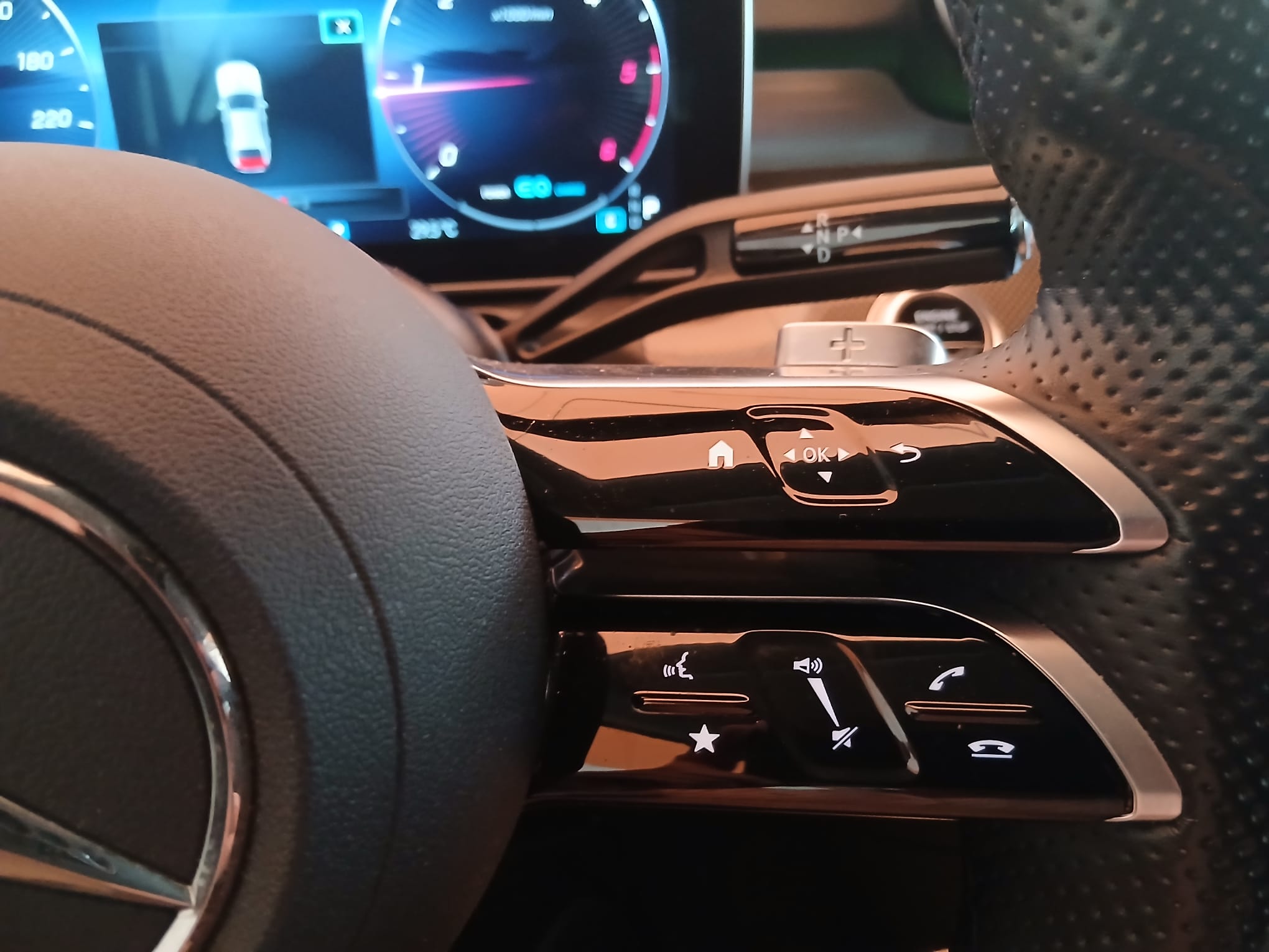 MERCEDES-BENZ C 220 D AMG  HIBRIDO