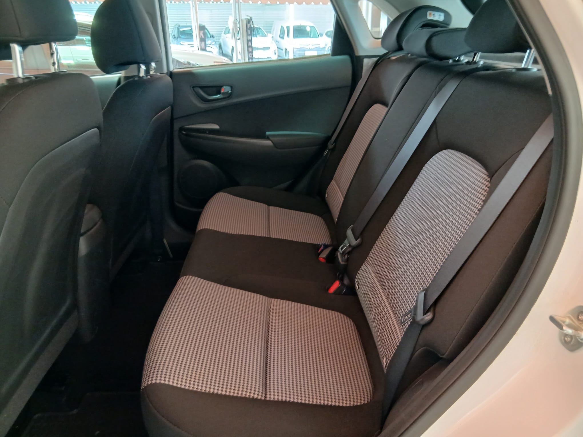 HYUNDAI KONA 19000 Km