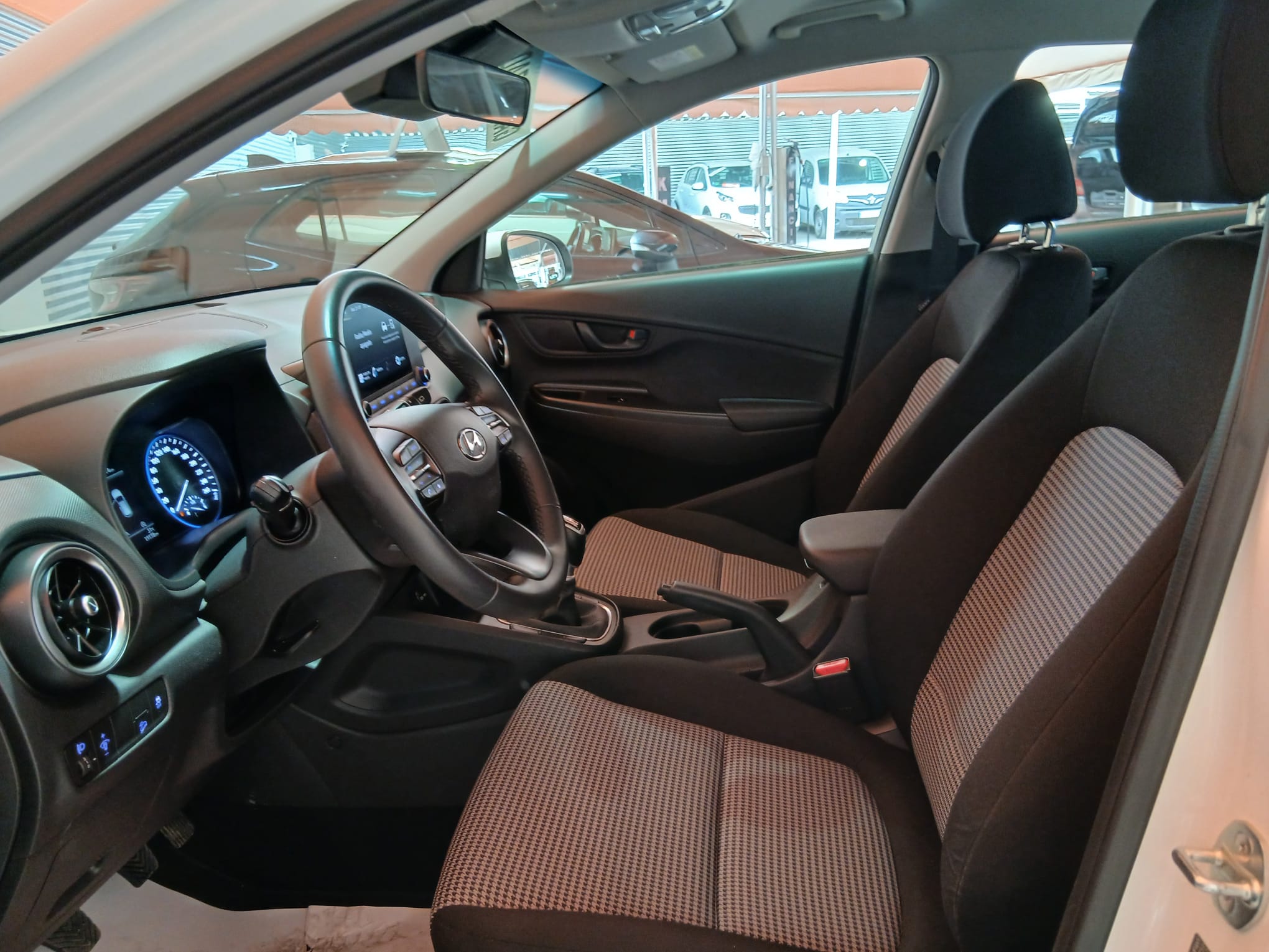 HYUNDAI KONA 19000 Km